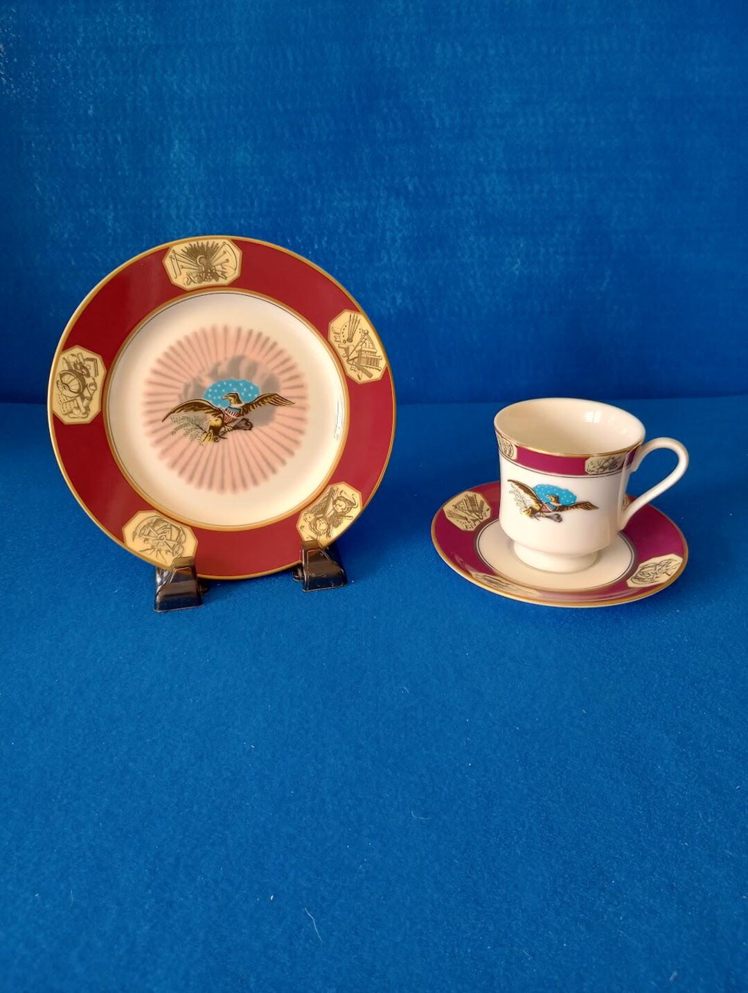 希少　競馬の絵皿「A Disputed Heat」Woodmere China il_1080xN.6869367293_meek.jpg