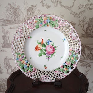 Herend Articulated Flowered Plate, Patter is Printemps, Designed in 1920&#39;s
