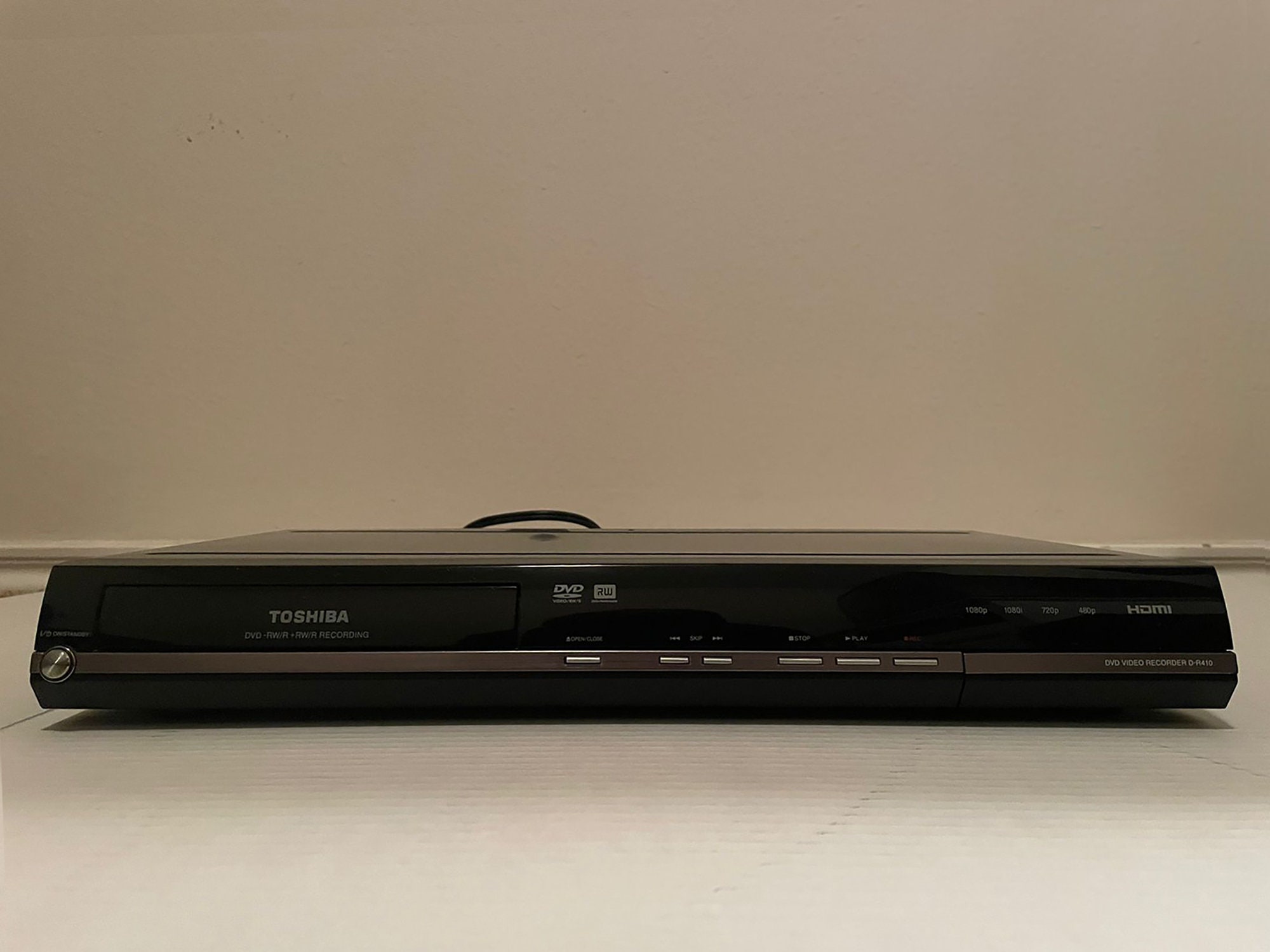 Toshiba DR410 1080p Upconverting Tunerless DVD Recorder and DVD Player