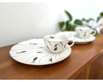 Vintage Snack Plates and Cups