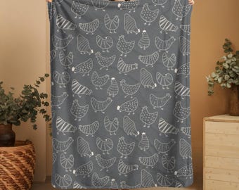Minimalist Chicken Throw Blanket: Velveteen Plush Farmhouse Decor
