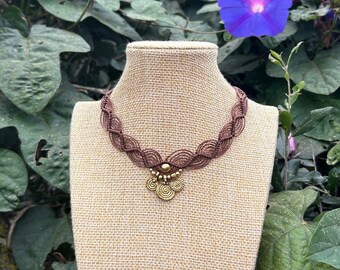 Halskette 'Erdgöttin' | Makramee Choker | Hippie Boho Schmuck