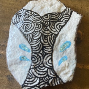 Hand Painted Mermaid Tail Stone: Rock Art Garden Decor