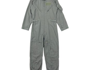 Rare Vintage 80’s Avirex Air Force Flyers Jumpsuit Army Coverall Suit Sage Green Multi Pocket Zipper Parachute Jumpsuit Size Medium