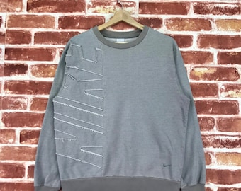 Vintage Nike Sweatshirt Crewneck Embroidered Swoosh Big Logo Jumper Pullover Sweatshirt Size Medium