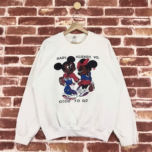 Vintage Mickey Minnie Sweatshirt Crewneck Big Logo Mickey Disneys Jumper Pullover Sweatshirt Size Medium