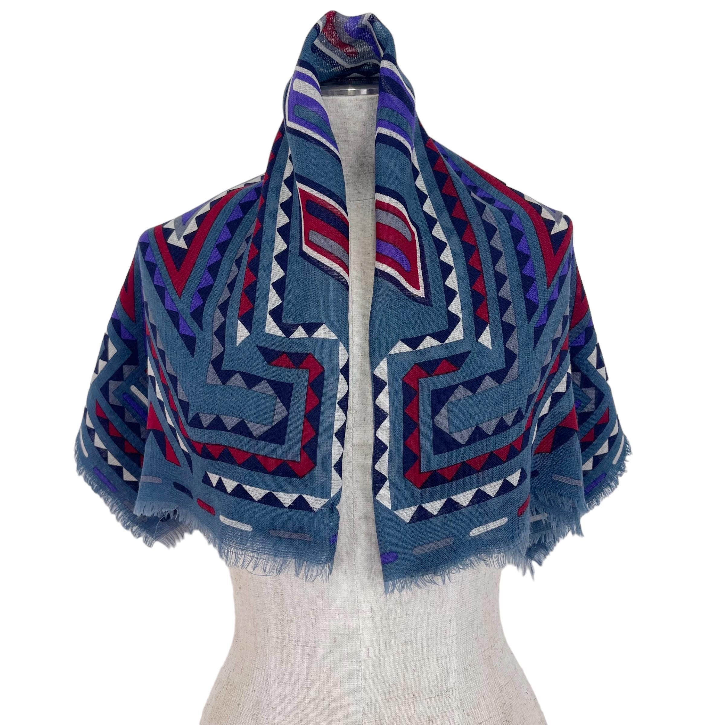 イッセイミヤケ　ISSEY MIYAKE　スカーフ　絹　初期　ヴィンテージ ISSEY MIYAKE(イッセイミヤケ) スカーフ(レディース) - 海外通販のBUYMA