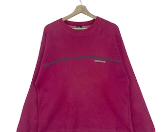 Vintage 90’s Quiksilver Sweatshirt Small Logo Pullover Surfwear Sweatshirt Size Medium