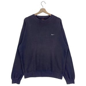 Vintage Nike Sweatshirt Embroidered Swoosh Logo Pullover Jumper Black Sun Faded Skater Sweatshirt Size Medium