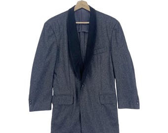 Chaqueta vintage Yohji Yamamoto de lana de botonadura sencilla, talla mediana, fabricada en Japón.