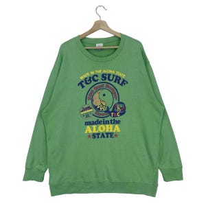 Vintage Town &Coutry Hawaii Sweatshirt Big Logo Aloha State Surfwear Sweatshirt Size X-Large