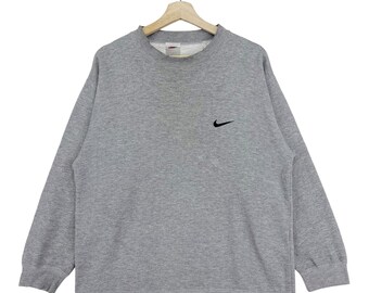 Vintage 90’s Nike Sweatshirt Embroidered Swoosh Logo Pullover Jumper Sweatshirt Size Medium