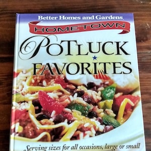 Better Homes and Gardens Hometown Potluck Favorites Cookbook Metal Binder