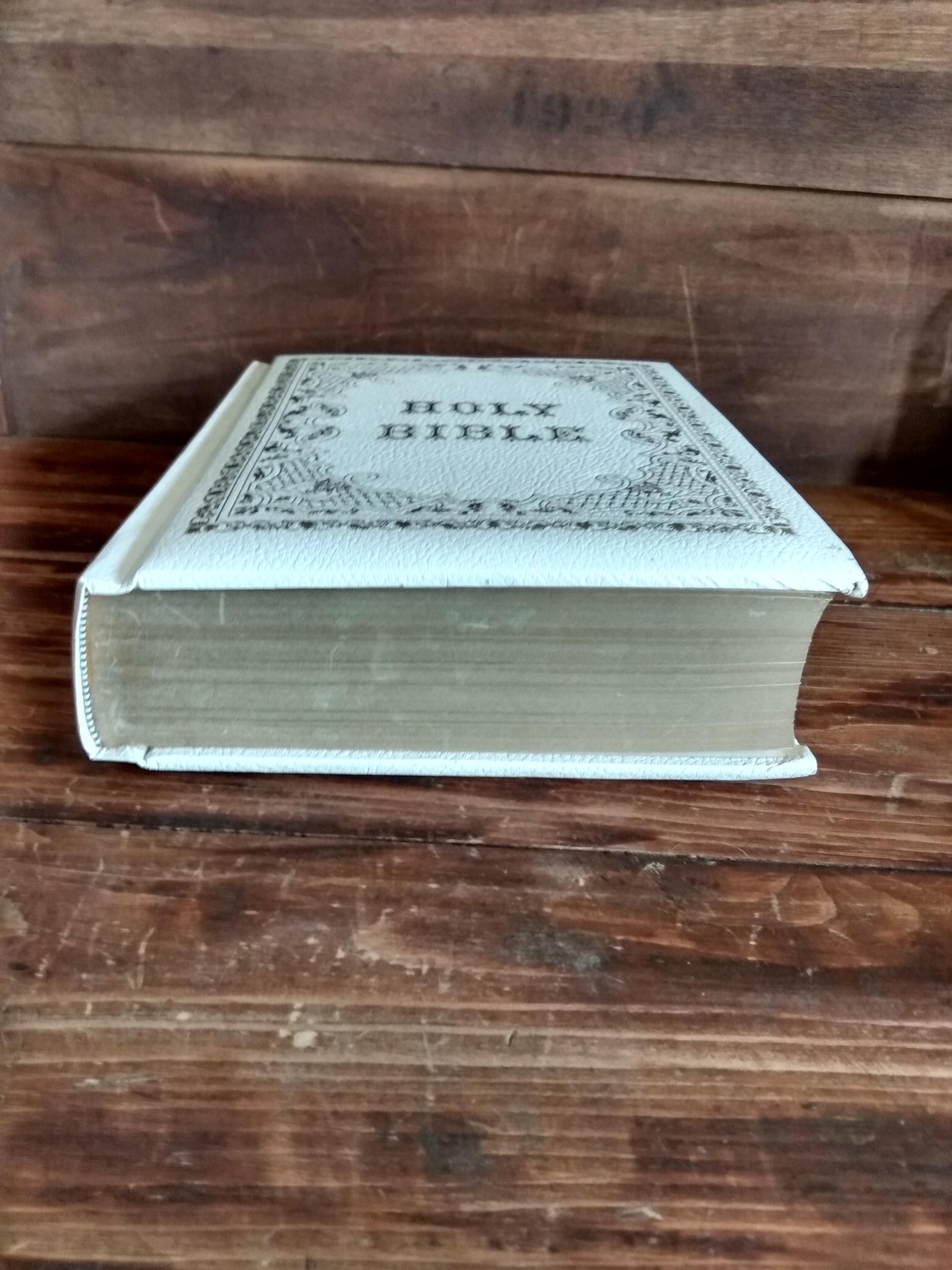 Vintage 1974 Holy Bible Old & New Testament King James Version, Family ...