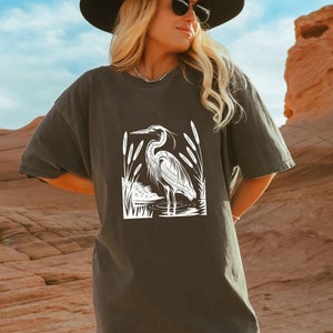 Great Blue Heron Shirt, Linocut Shirt, Bird Lover Shirt, Hippy Clothes, Folk Art, Linoprint Design, Comfort Colors Vintage Bird Tee