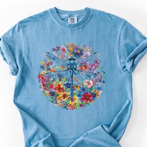 Womens Dragonfly Floral Tshirt, Boho Dragonfly Tee, Nature Lover Shirt, Garden Lover Gift, Cottagecore Tshirt, Botanical Shirt, Womens Tee