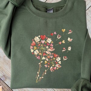 Floral Heart Wishes Graphic Sweatshirt, Cute Affirmations Pullover, Cozy Inspirational Jumper, Warm Casual Top Boho Style