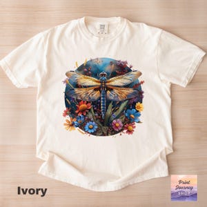 Libelle T-Shirt, Floral Libellen T-Shirt, Komfort Farben T-Shirt, Libellen Liebhaber Geschenk, Insekt Grafik T-Shirt, Natur inspiriert Shirt