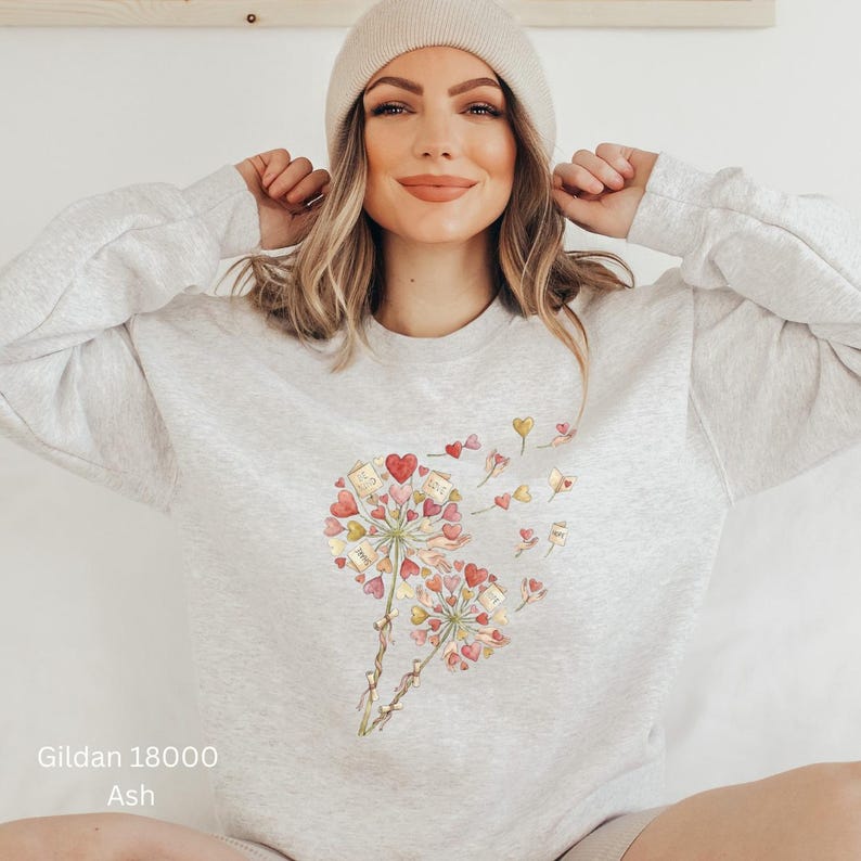 Cute Floral Heart Sweatshirt, Cozy Graphic Sweatshirt, Women's Casual Pullover, Gift for Her, Valentine's Day Sweater, Cute Artwork
