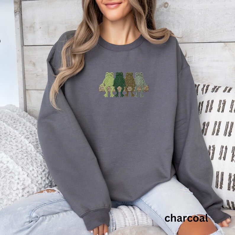 Frog Sweatshirt, Cute Frog Graphic Sweater, Animal Lover Gift, Women's Frog Pullover, Cozy Charcoal Sweatshirt, Casual Frog Top