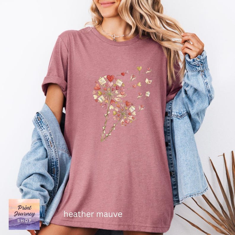 Cute Heart Flower Graphic Tee, Women's Short Sleeve Shirt, Casual Loose Fit Top, Summer Trendy T-Shirt, Gift for Her