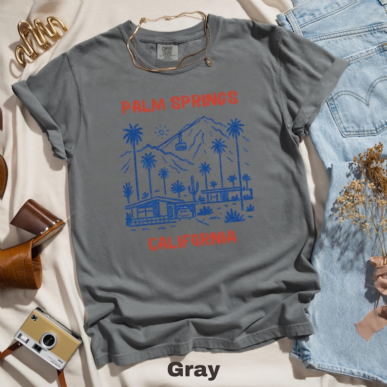 Palm Springs California graphic tee, vintage style vacation shirt, casual summer outfit, trendy graphic shirt, unisex t-shirt