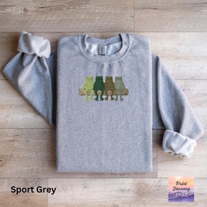 Cute Frogs Sweatshirt, Cozy Animal Pullover, Unique Frog Lover Gift, Adorable Casual Wear, Grey Sweater for All Ages