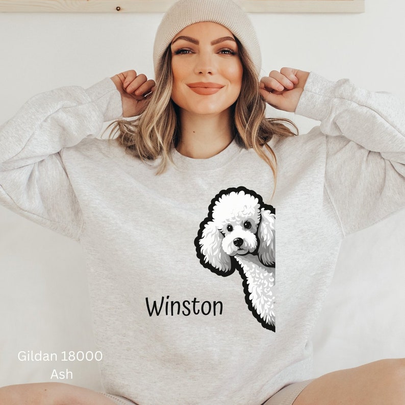 Personalisiertes Pudel-T-Shirt, Hund Mama Shirt, Hund Mama Geschenk, Hund Mama Sweatshirt, Pudel Mama Shirt, Pudel Papa Shirt, Sweatshirt Rundhalsausschnitt Bild 7