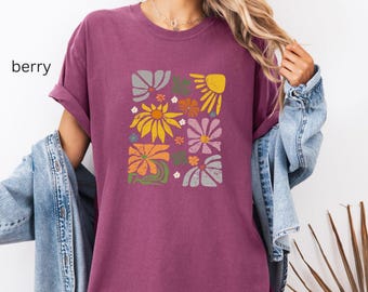 Retro Floral Graphic Tee, Vintage Style Flower Print Shirt
