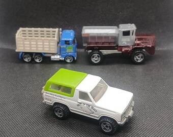Lote de 3 camiones agrícolas Hot Wheels vintage de los años 80, con piensos y cereales, cítricos y del oeste.