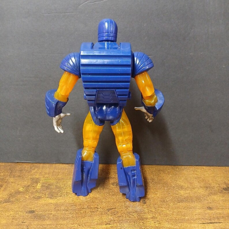 Figura de acción de Iron Man del Espacio Profundo de ToyBiz Marvel Universe Deluxe Edition de 10 pulgadas, 1997 imagen 4