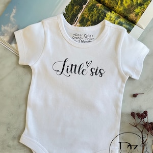 Little sis onesies, Little sister baby bodysuit,  Sibling baby bodysuit,  Pregnancy Announcement, New born baby