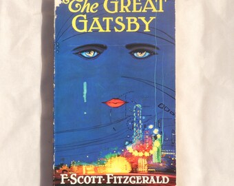 The Great Gatsby Vintage Paperback Book F. Scott Fitzgerald Classic Face Cover Literature Fiction