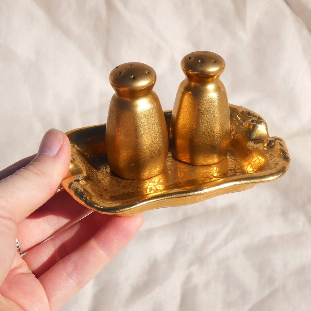 Gold Porcelain Pickard Salt and Pepper Shakers With Stouffer Fine China