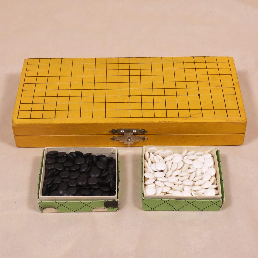 Folding Wooden Go Game Board With Stones Vintage Made in Japan MCM Mid ...