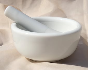 Small White Porcelain Mortar and Pestle Apothecary Spice Grinder Vintage Ceramic Kitchen