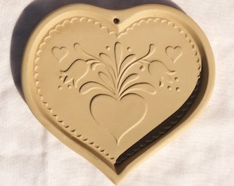 Heart Ceramic Cookie Mold Brown Bag 1986 Vintage Valentine's Day Holiday Baking Craft Decor Ornament