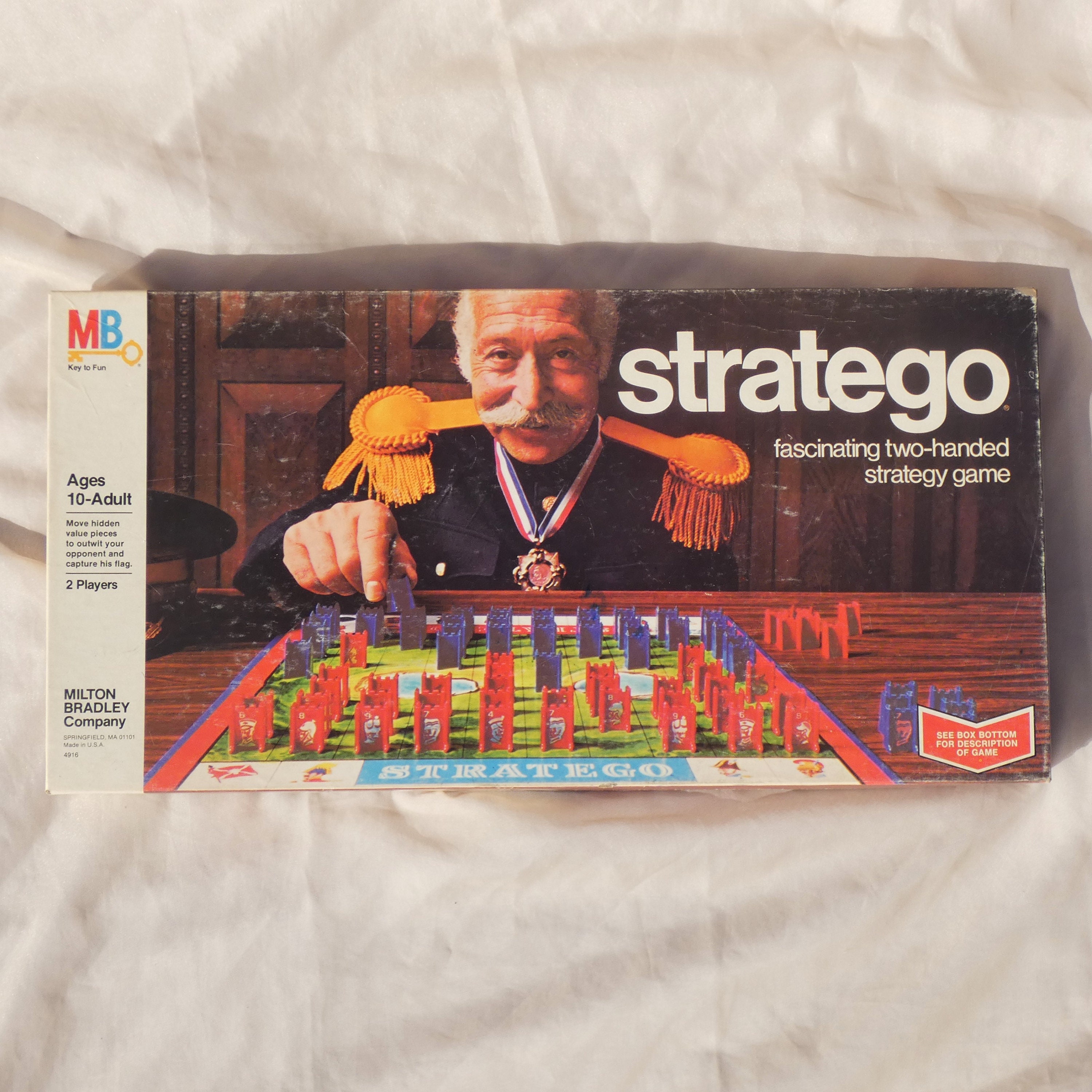 Vtg Stratego , Board Game 1986 , Milton Bradley 4916 Xs Military