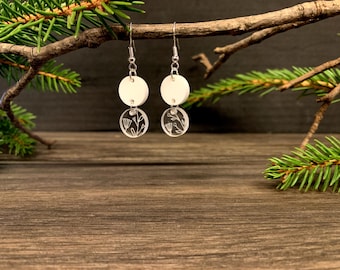 Customizable Petite Floral Earrings, Acrylic Lightweight Round Jewelry, Dangle Geometric Drop Earring, Laser Cut Floral Design