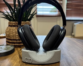 AirPod Max Deep sleep activated dock and Stand - USB C & Lightning