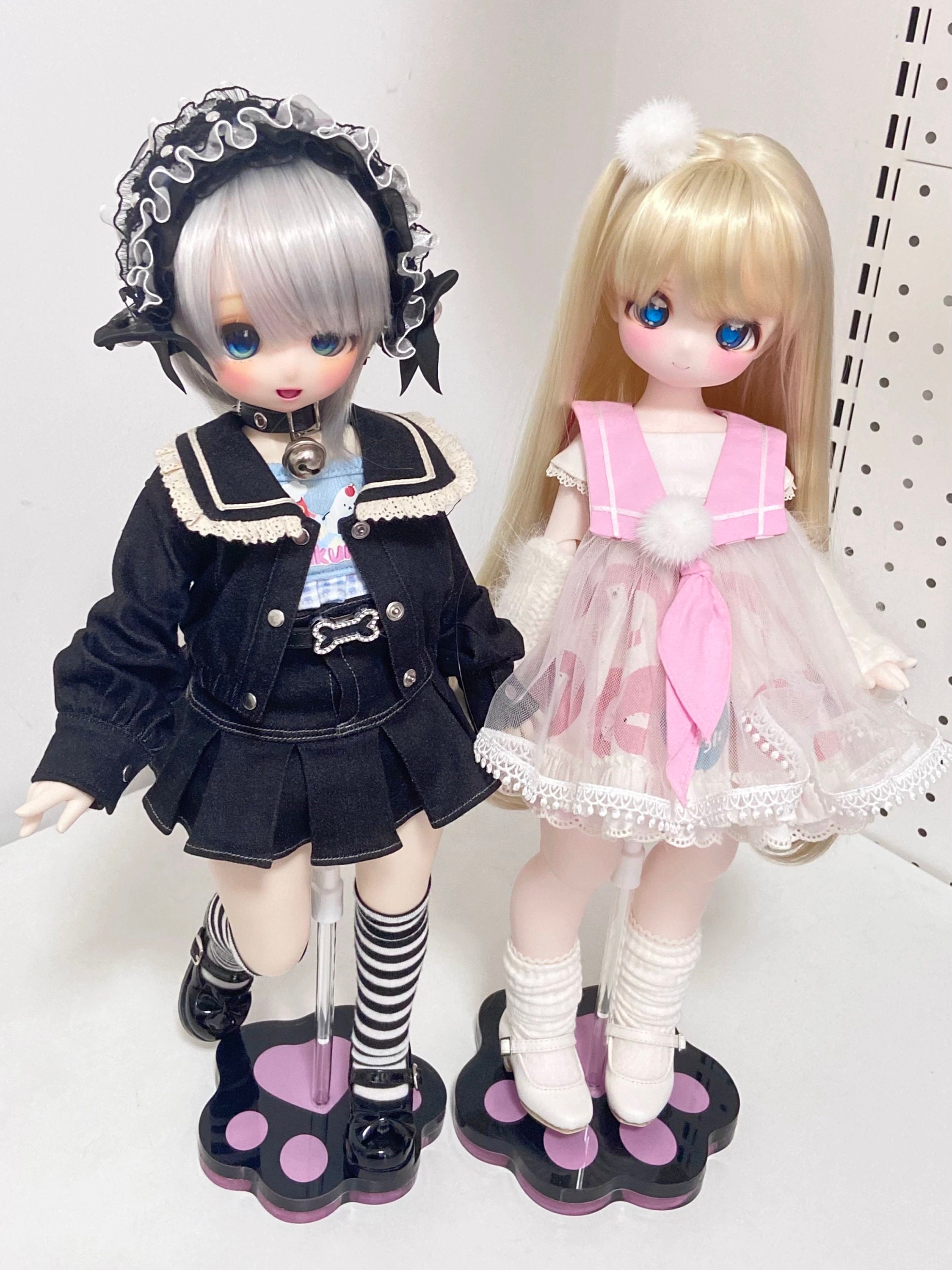Acrylic Cute Cat Paws-shaped Doll Stand for 1/4 Scale BJD Doll
