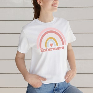 Enfermera T-Shirt, Camisa para enfermera, Latina Nurse Shirt, Spanish Nursing School, Nursing school graduation, Regalo para enfermera