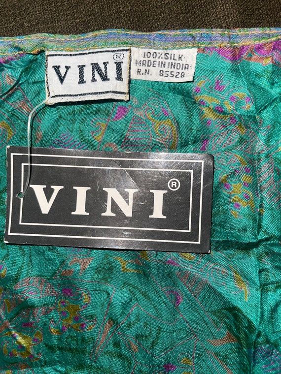 Lightweight, delicate silk beautiful patchwork sh… - image 6