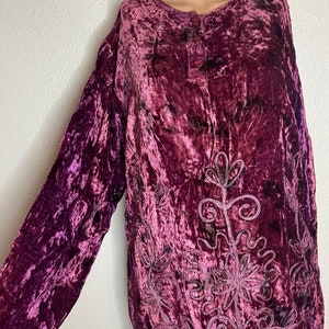 The Velvet Embroidered Top in Burgundy