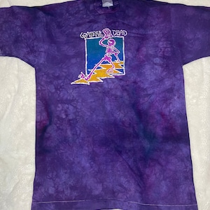 Vintage, Liquid Blue, Lila Grateful Dead Tie Dye T-Shirt mit Batik-Look Druck. Größe Large