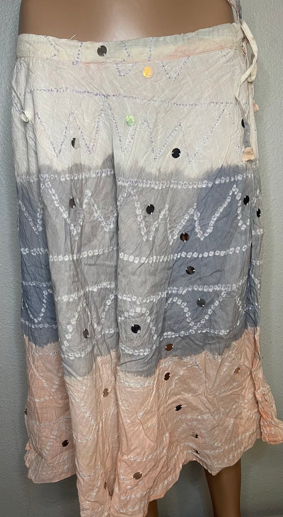 Funky People, peachy/ gray mid length skirt. Size 