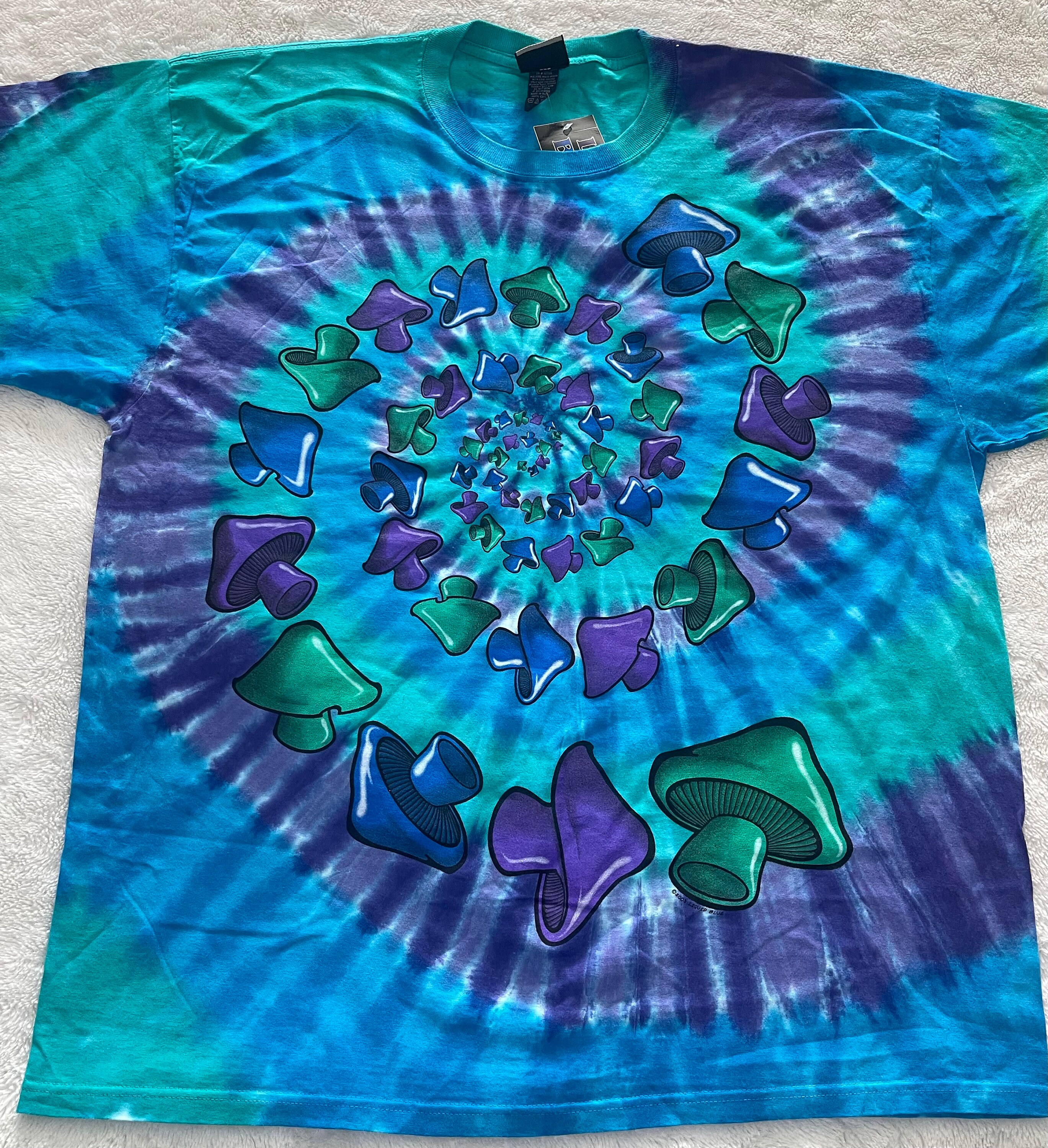 tie dye liquid blue