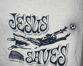 Jesus Saves, camiseta de manga corta en color crema. Antiguo pero nuevo!