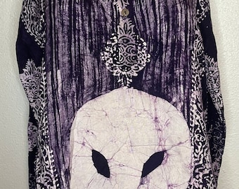Batik purple “alien” long sleeve top. Unisex,men's or women's, “free size”