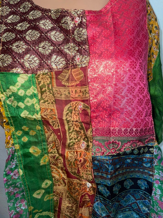 Lightweight, delicate silk beautiful patchwork sh… - image 5